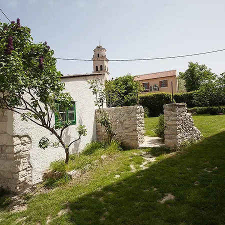 Holiday home Mihovilovic